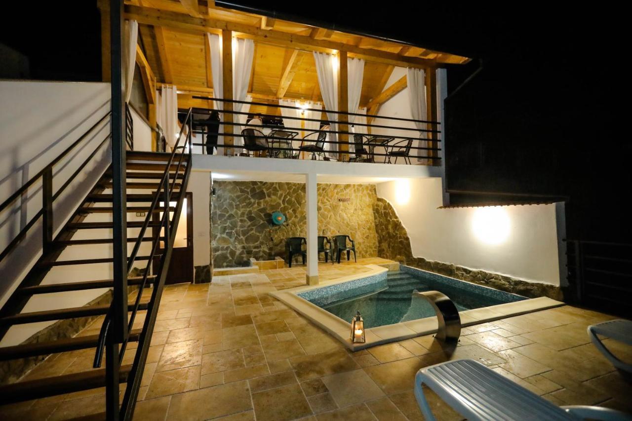 מלון באיילה הרקולנדה Casa Marica מראה חיצוני תמונה